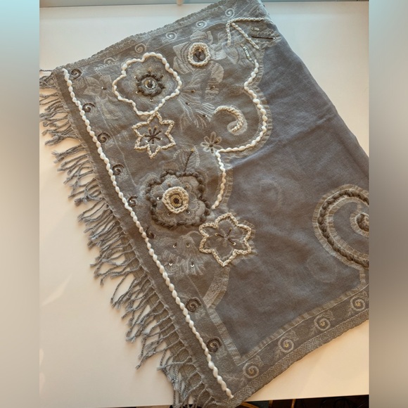 PURSET 100% Wool Beaded Scarf - Picture 6 of 11